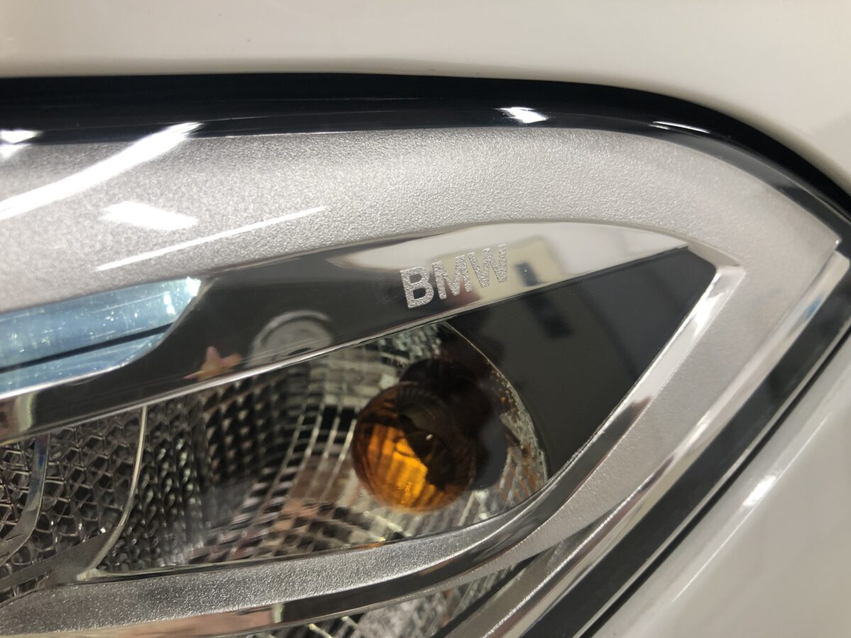 BMW2シリーズ　ヘッドライト磨き後