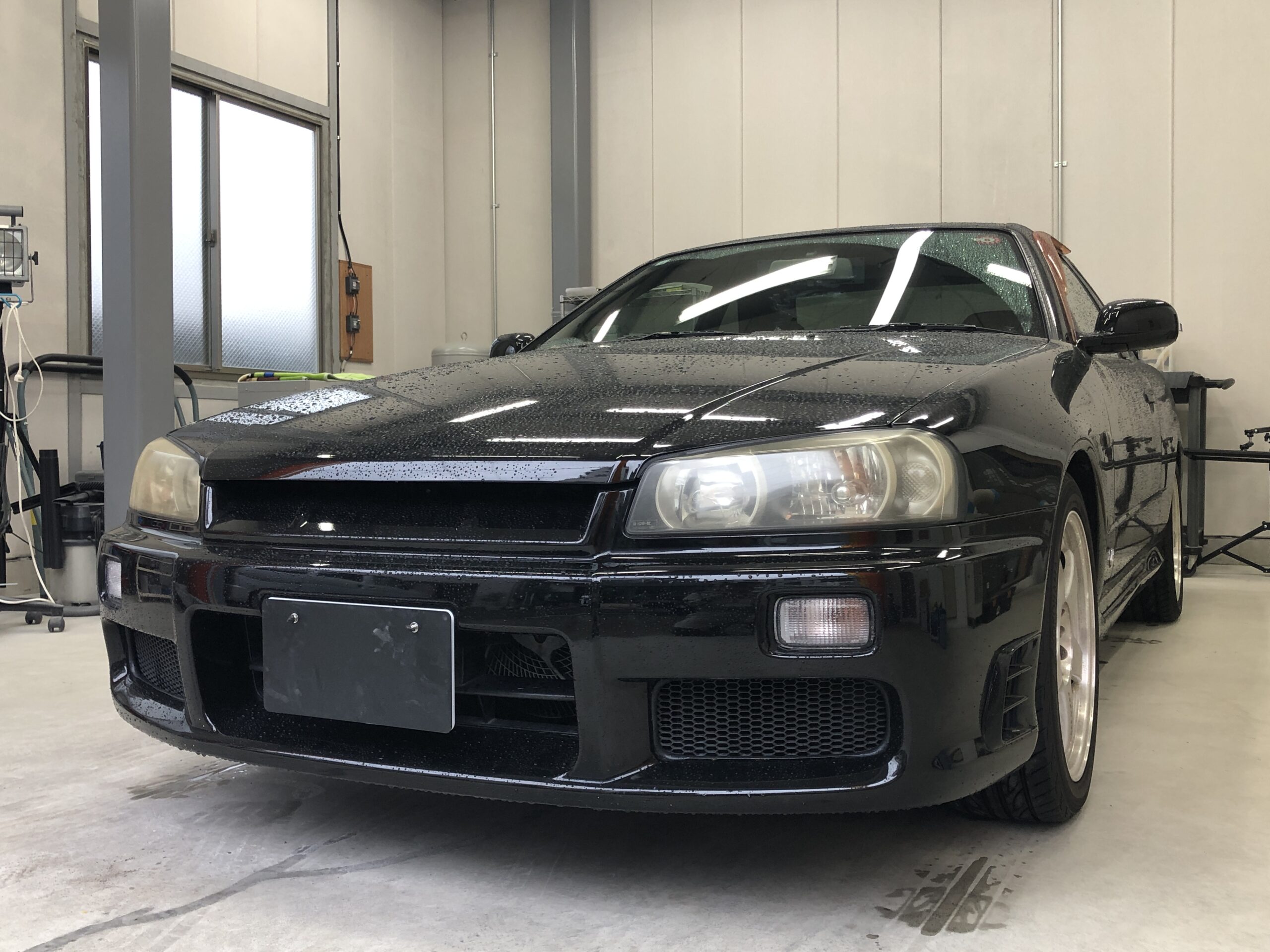 黄ばみが酷くても、レンズ内部がキレイなら・・・日産 R34スカイライン