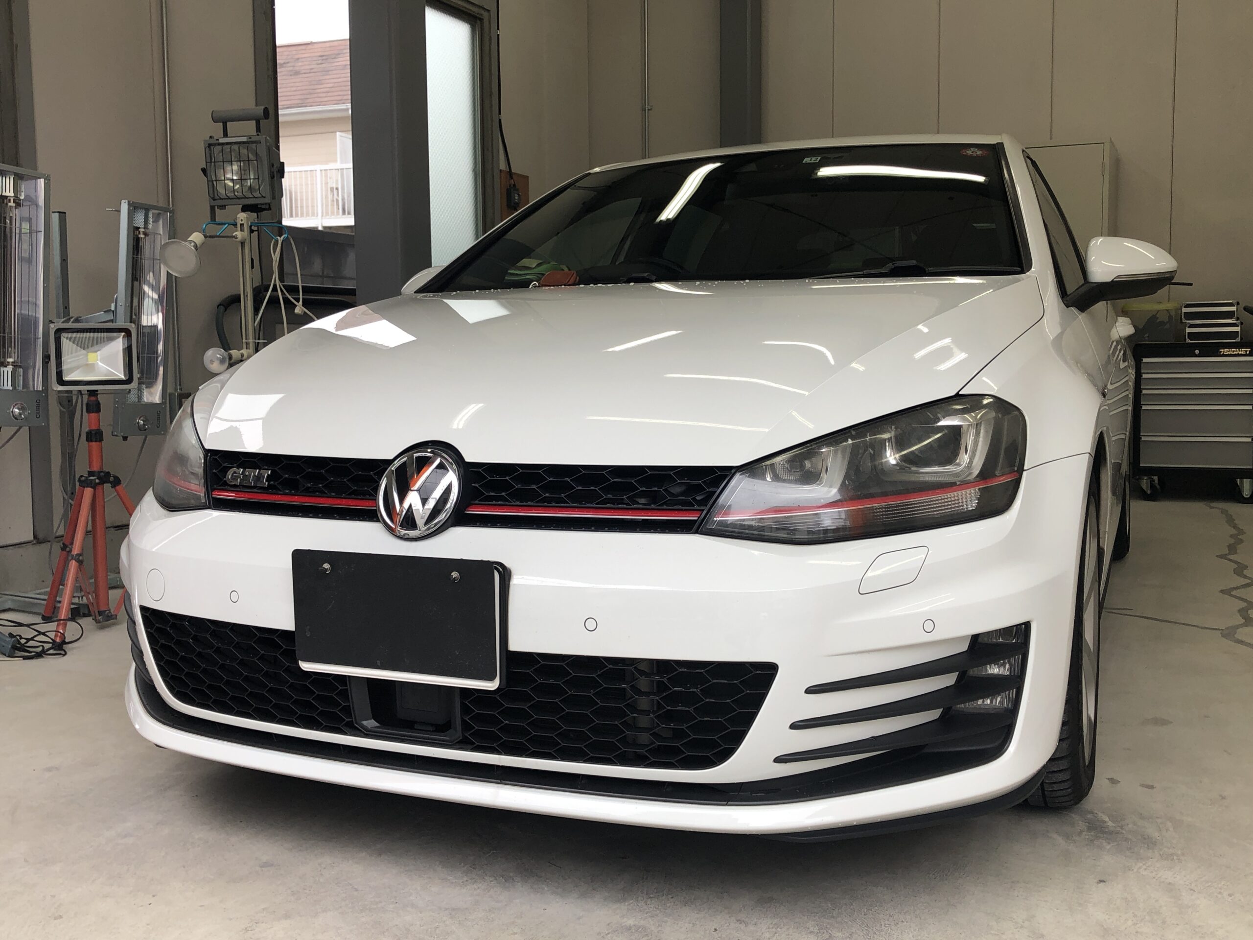 フォルクスワーゲン　ゴルフ8 右側ヘッドライト 100 VW フォルクスワーゲン ゴルフ8 ヘッドランプ右 ヘッドライト右