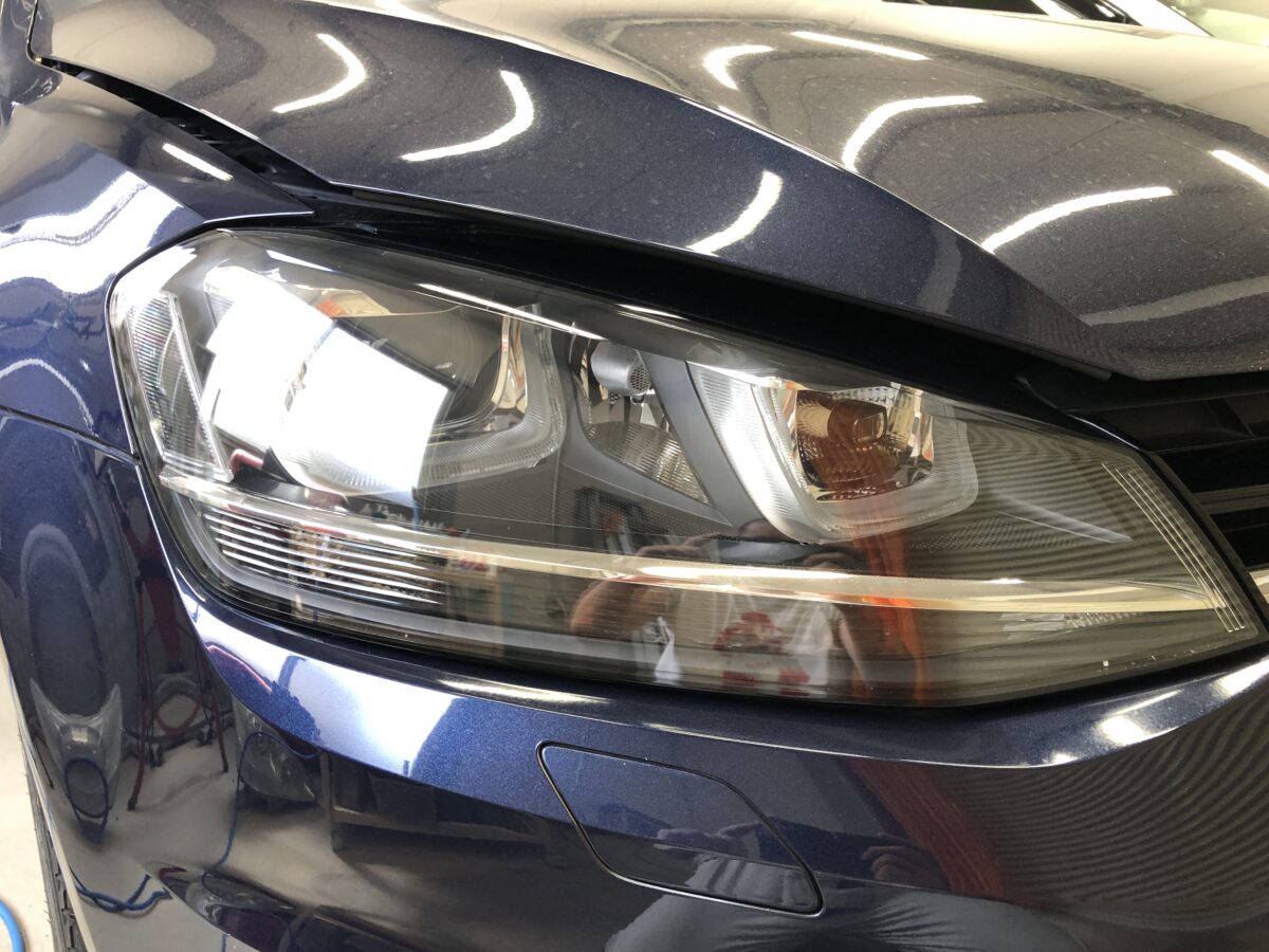 ゴルフ7のヘッドライトリペア後