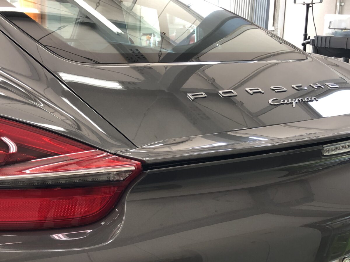 ポルシェ981ケイマン ヘッドライト磨き