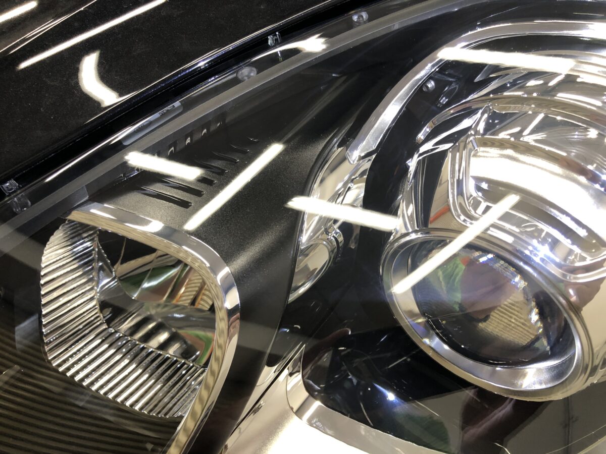 マカンのヘッドライト磨き、PPF施工