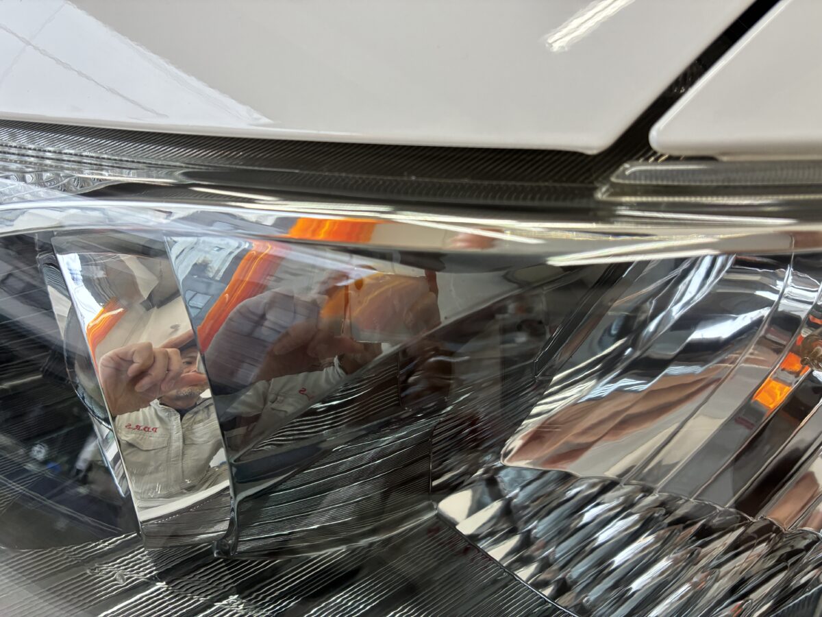 ヘッドライトリペア後にハードコート施工