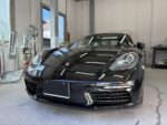 ポルシェ718ケイマン　ヘッドr氏と磨き、プロテクションフィルム施工