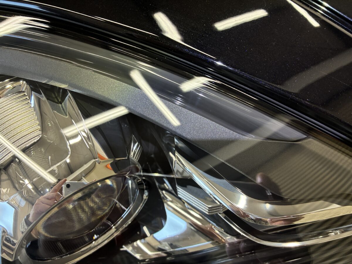 ポルシェ718ケイマン　ヘッドライトリペア後