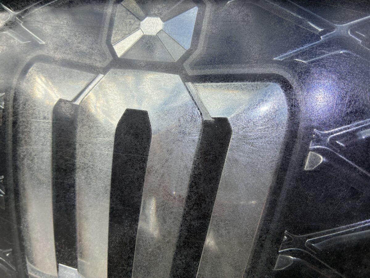 クラウンアスリートのエンブレムの劣化