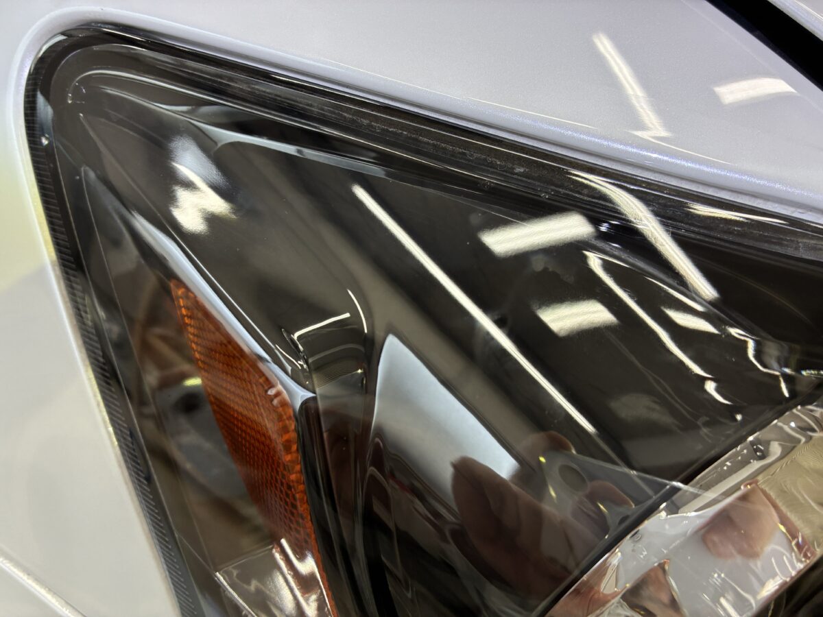 レクサスIS250　ヘッドライト磨きのリカバリー