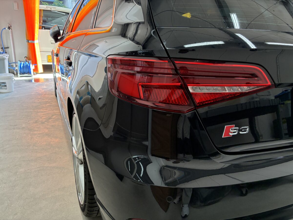 アウディS3 ヘッドライト磨き