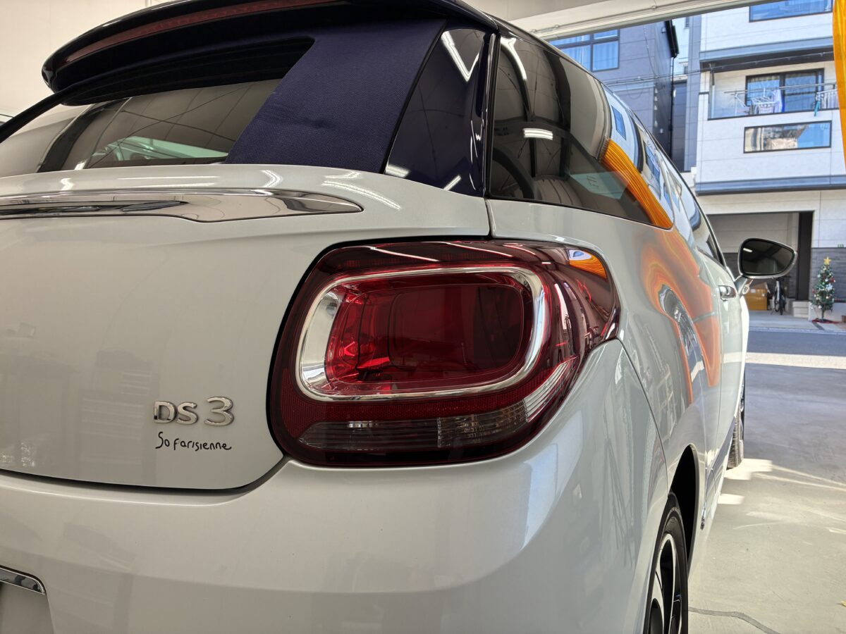 シトロエンDS3　ヘッドライト磨き