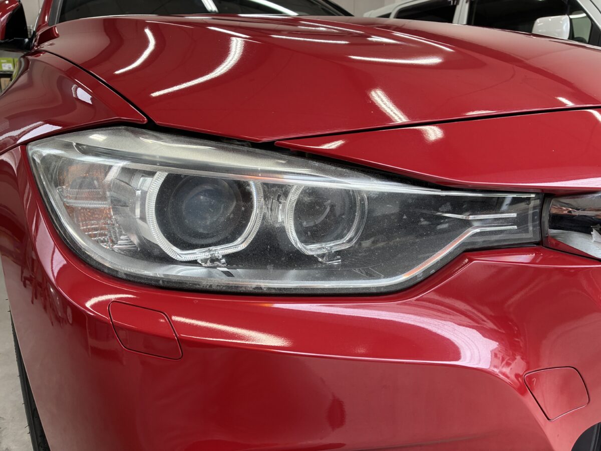 BMWF30　ヘッドライトの曇り