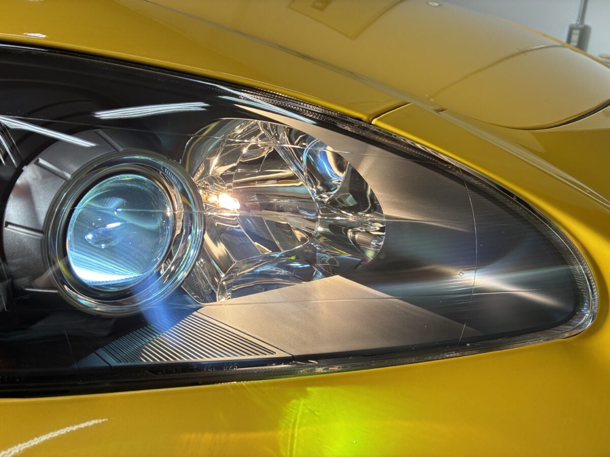 ホンダS2000　ヘッドライトリペア後のライト点灯時