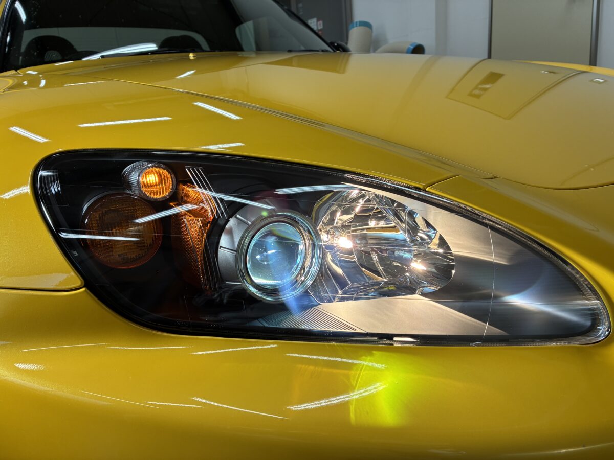 ホンダS2000のヘッドライト磨き、プロテクションフィルム施工