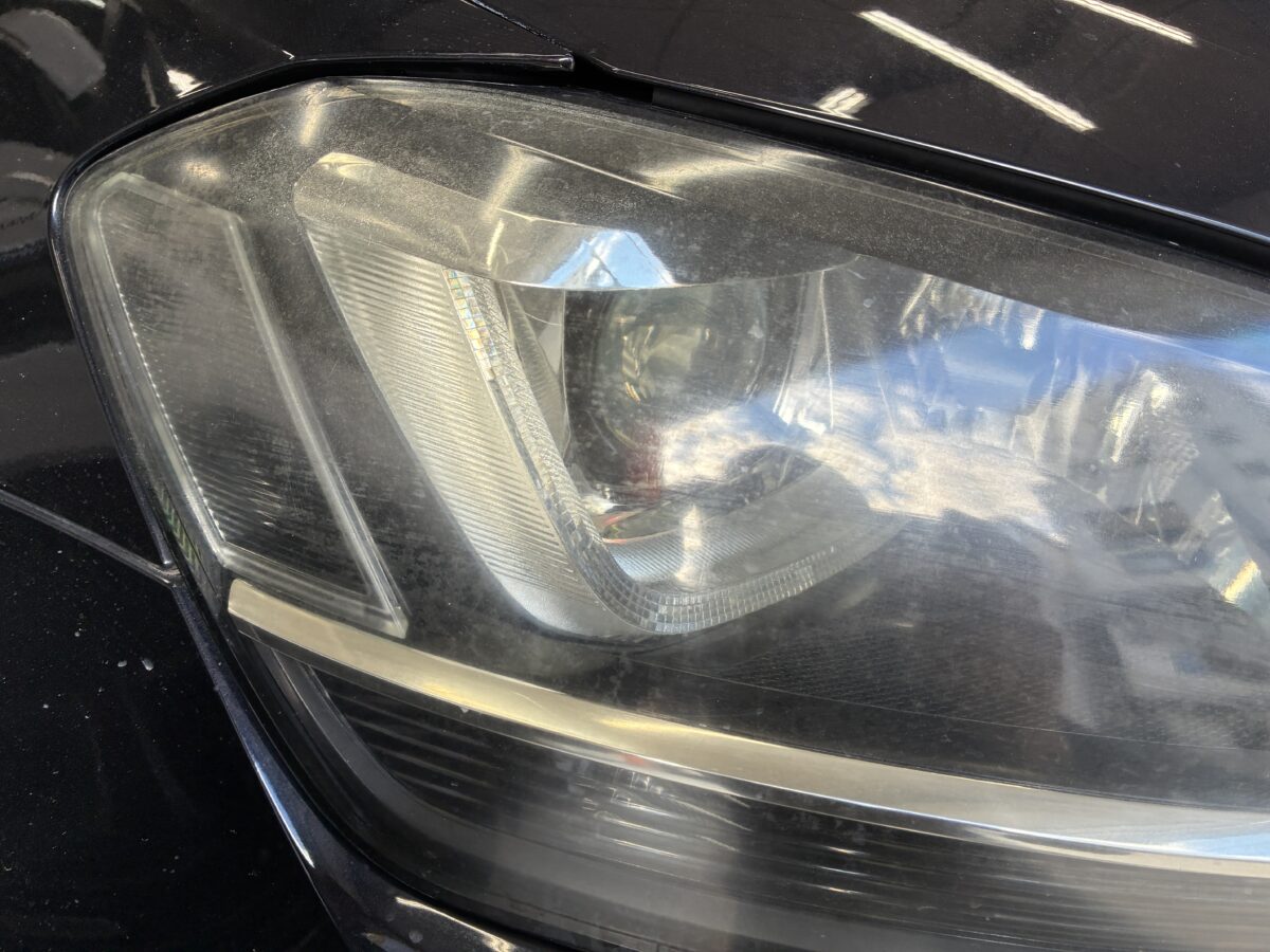 ゴルフ7　ヘッドライトリペア後の再劣化