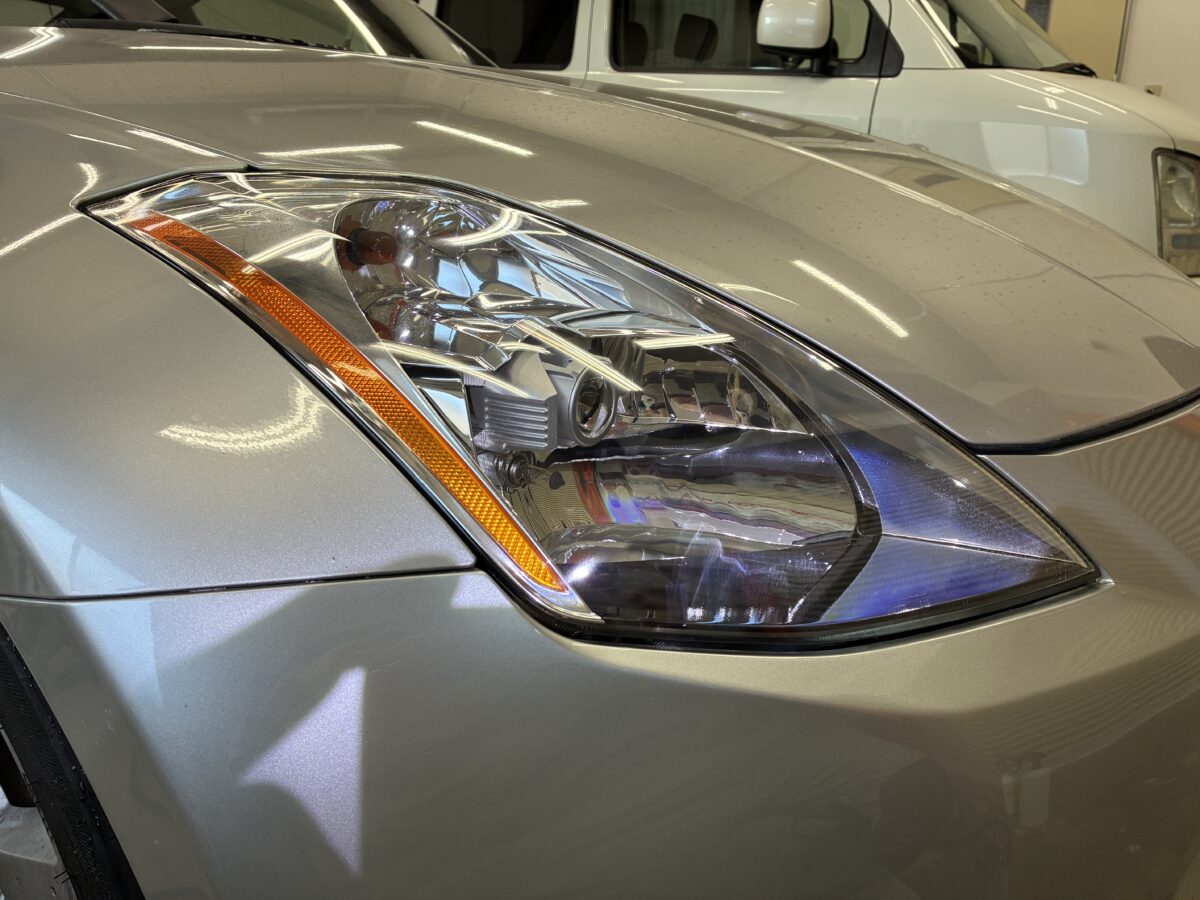 Z33のヘッドライトリペア後